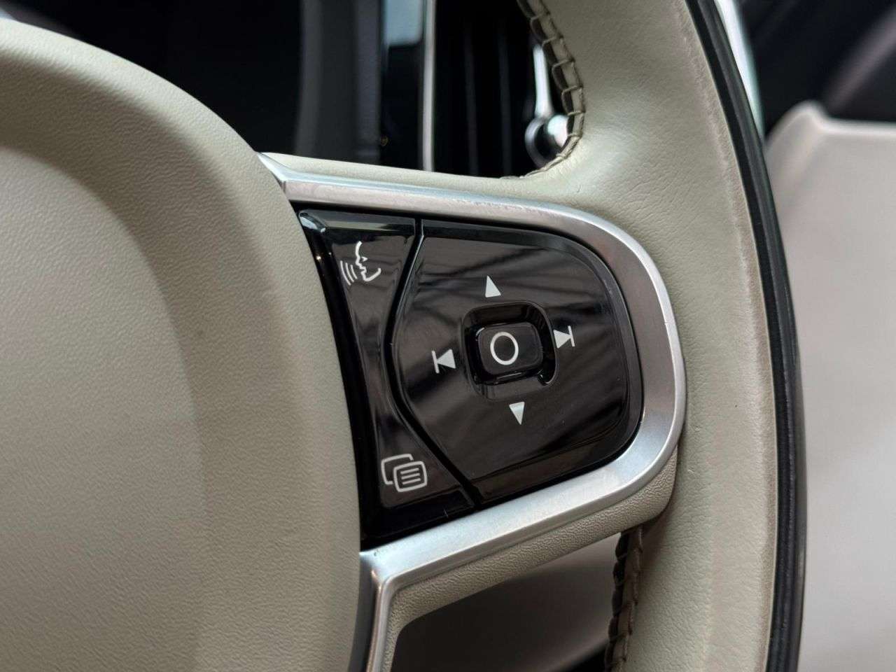 2018 VOLVO XC60 2018 VOLVO XC60