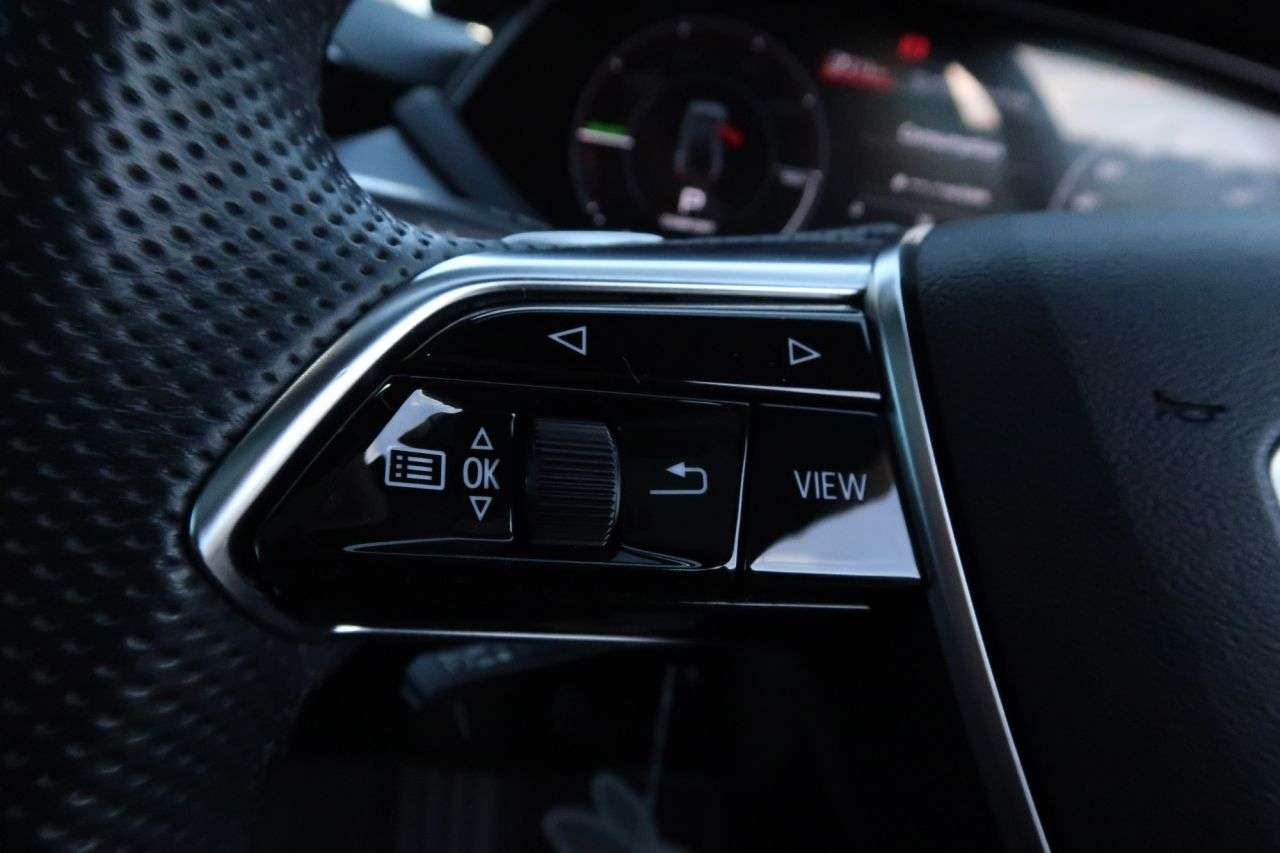 2021 AUDI E-TRON GT 2021 AUDI E-TRON GT