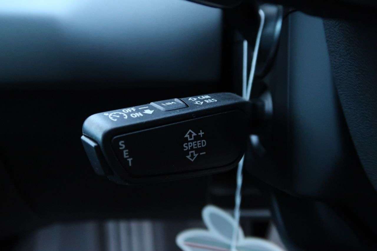 2021 AUDI E-TRON GT 2021 AUDI E-TRON GT