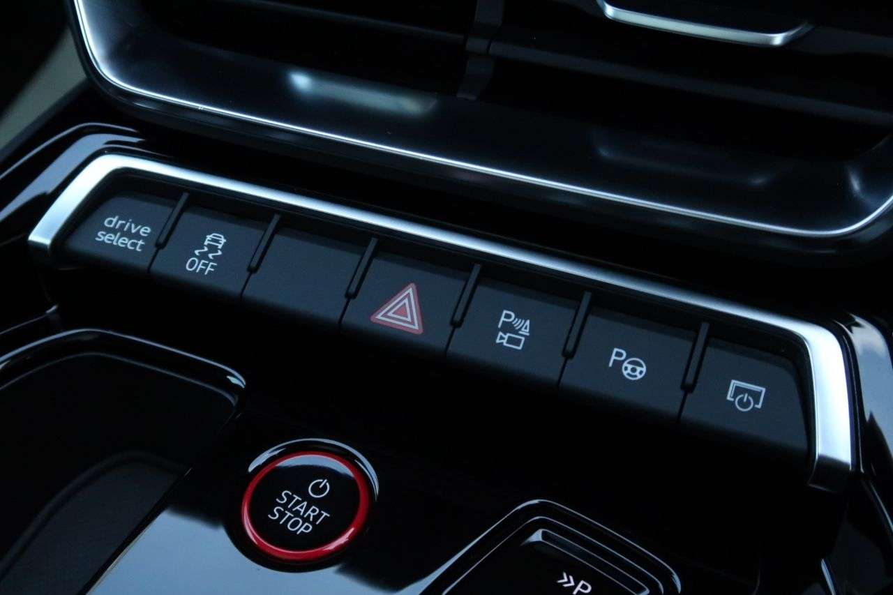 2021 AUDI E-TRON GT 2021 AUDI E-TRON GT