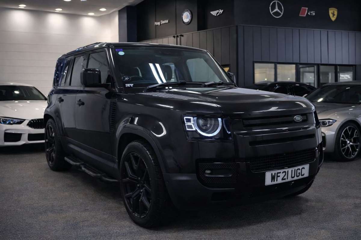 Check out this Land Rover Defender 2021 Diesel Automatic