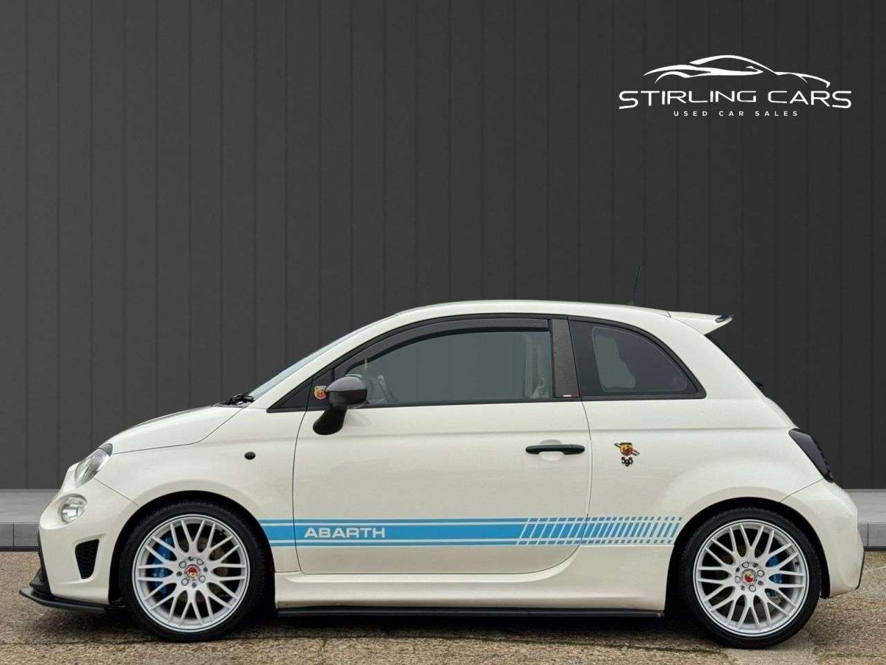 2016 ABARTH 595 2016 ABARTH 595