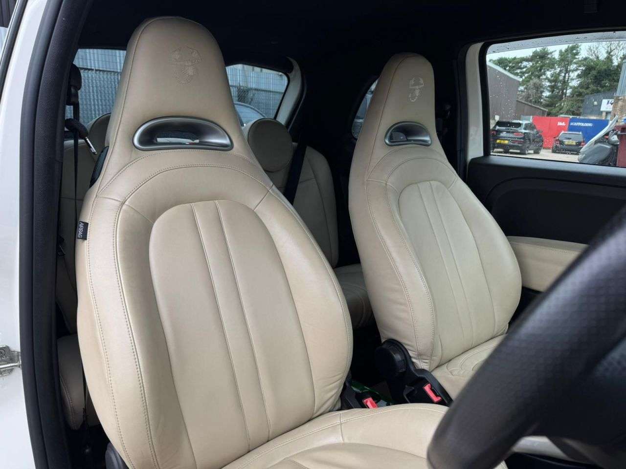 2016 ABARTH 595 2016 ABARTH 595