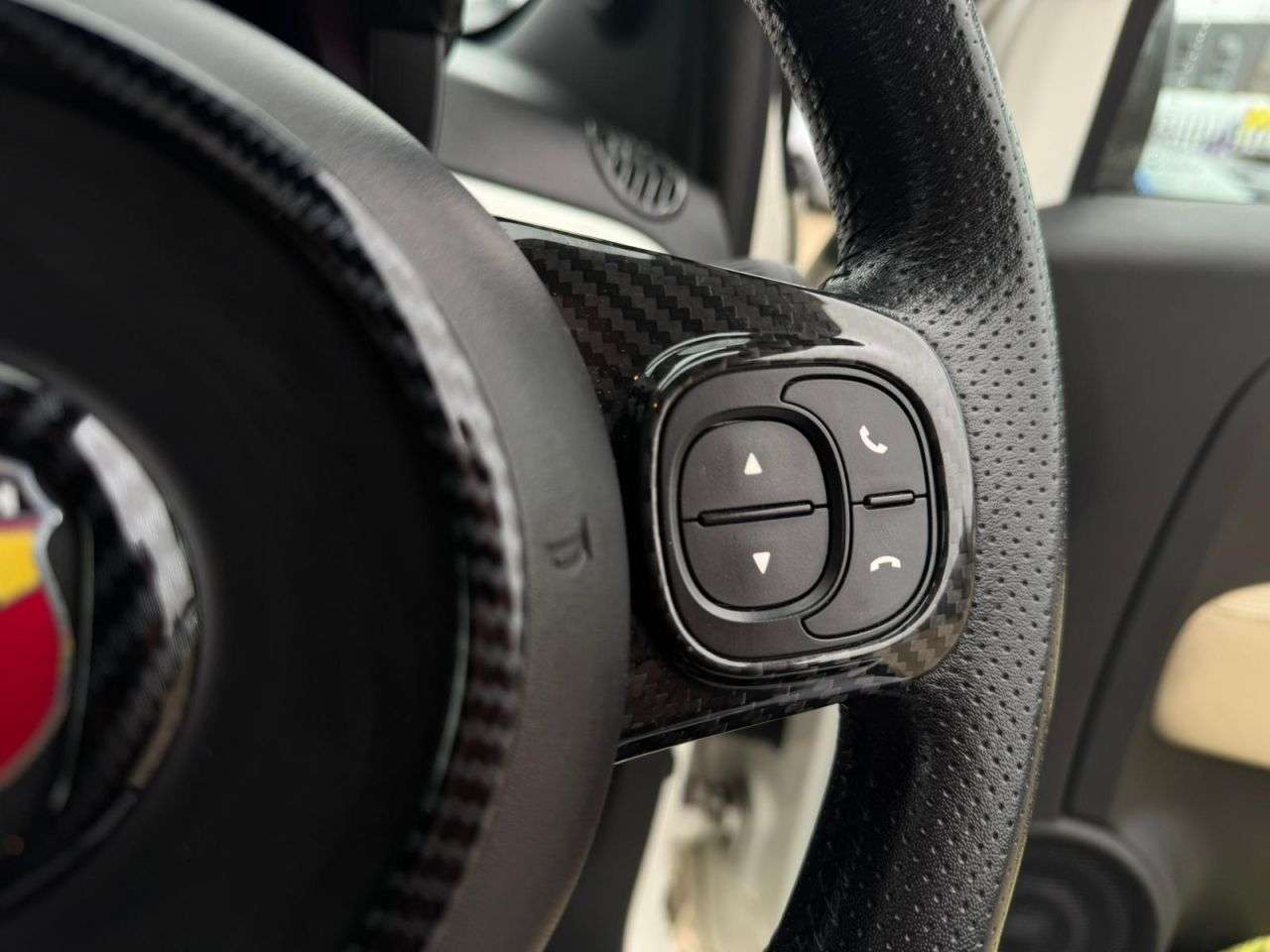 2016 ABARTH 595 2016 ABARTH 595