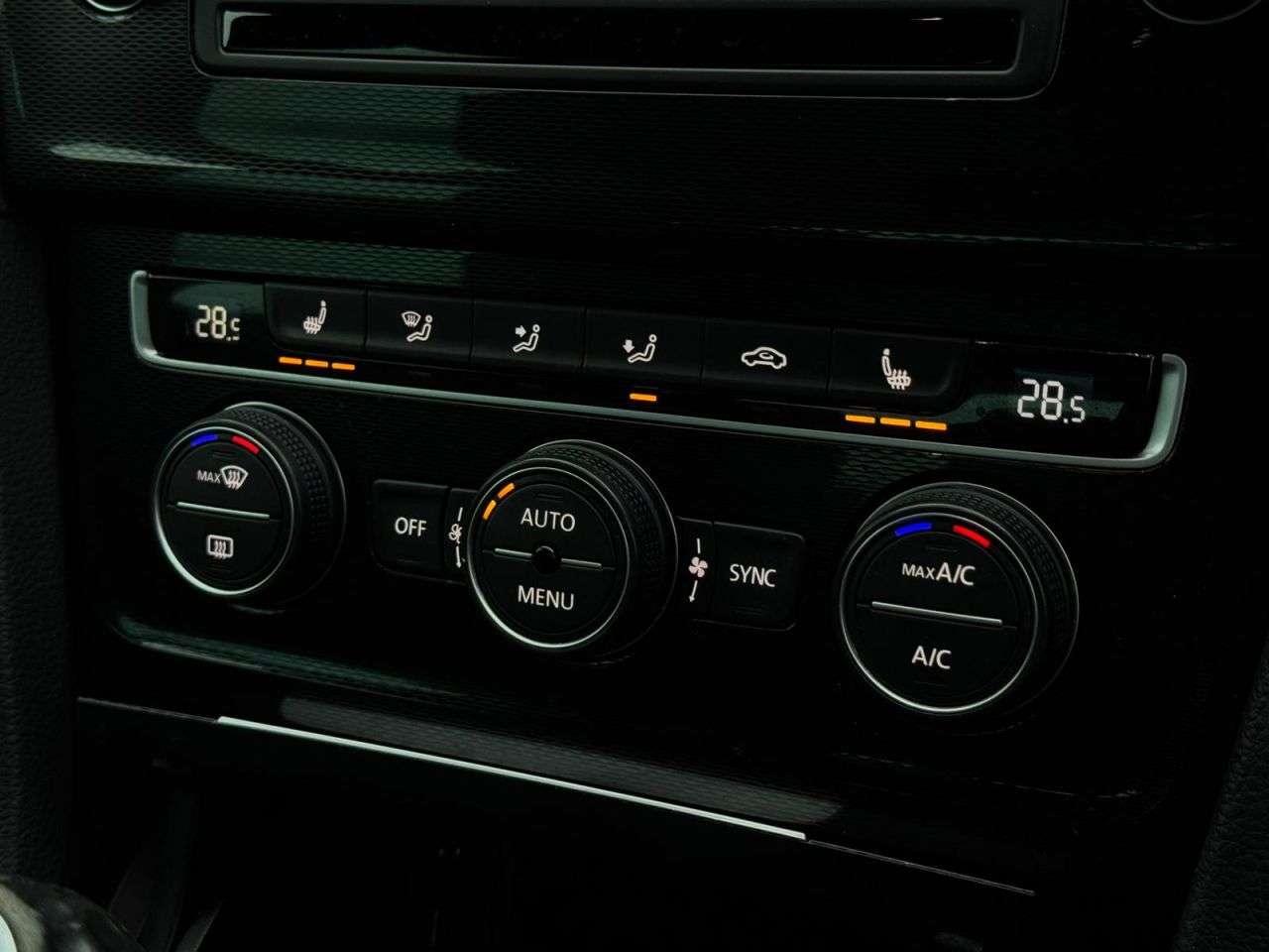 2016 VOLKSWAGEN GOLF 2016 VOLKSWAGEN GOLF