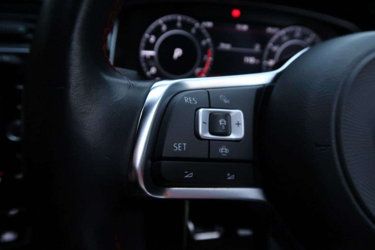 2020 VOLKSWAGEN GOLF 2020 VOLKSWAGEN GOLF