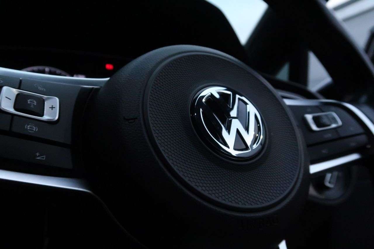 2020 VOLKSWAGEN GOLF 2020 VOLKSWAGEN GOLF