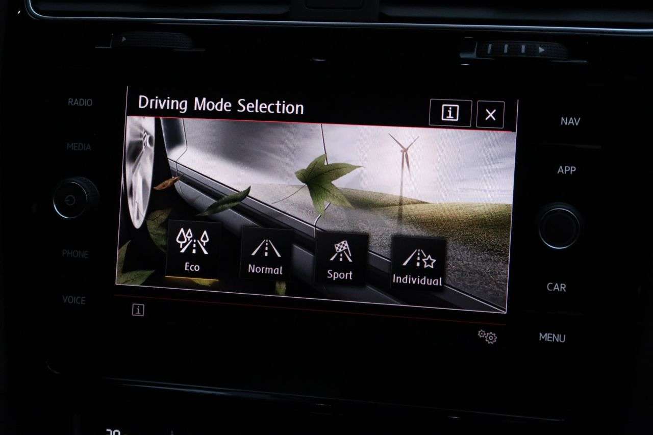 2020 VOLKSWAGEN GOLF 2020 VOLKSWAGEN GOLF