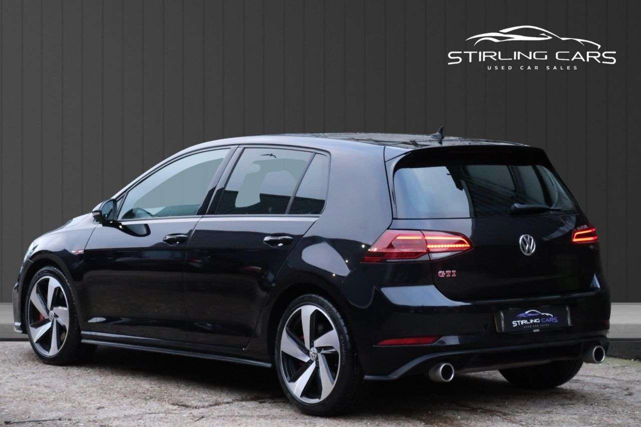 2020 VOLKSWAGEN GOLF 2020 VOLKSWAGEN GOLF