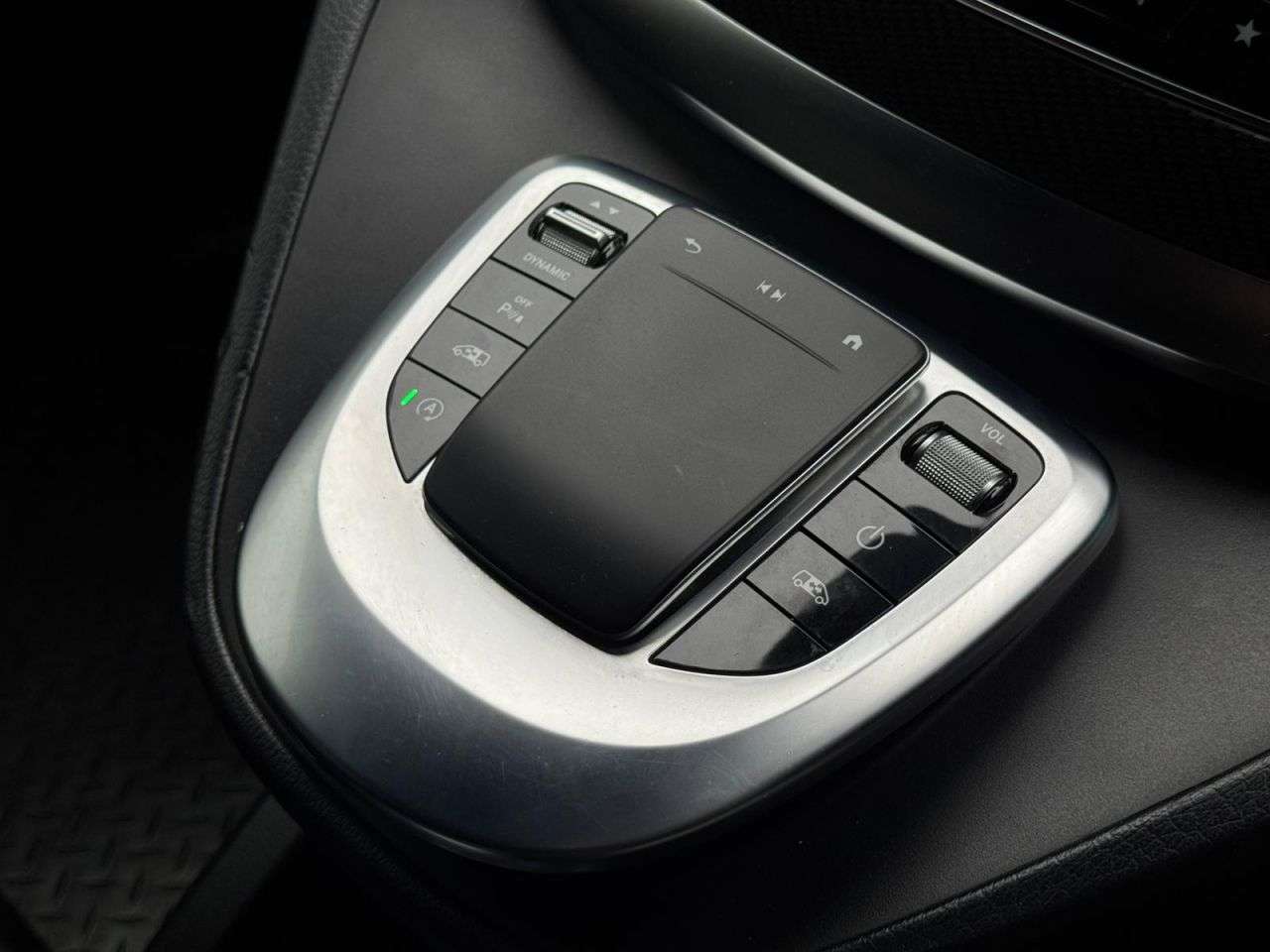 2021 MERCEDES-BENZ V-CLASS 2021 MERCEDES-BENZ V-CLASS