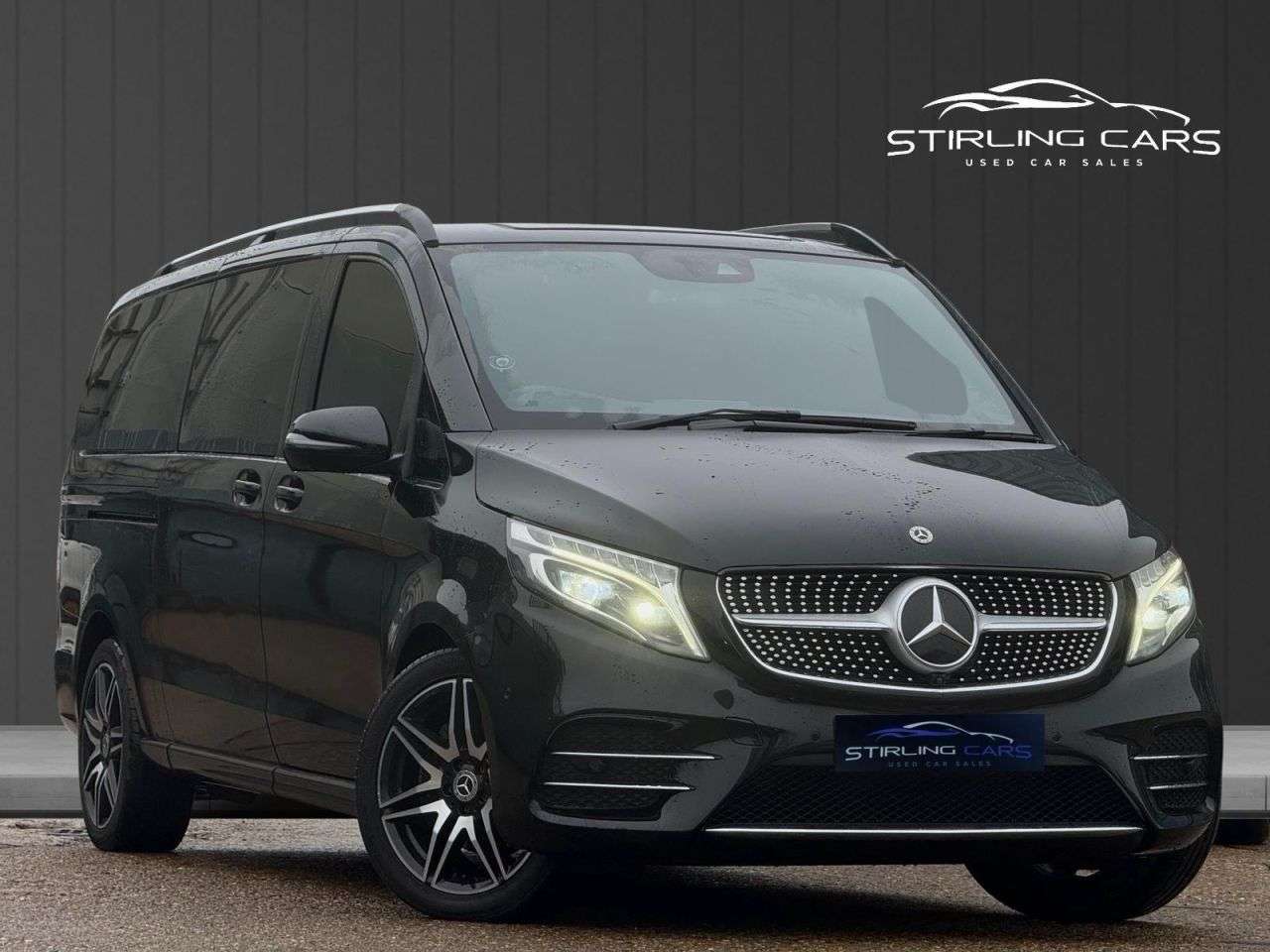 A 2021 MERCEDES-BENZ V-CLASS 2.0 V300d AMG Line MPV 5dr Diesel G-Tronic+ Euro 6 (s/s) XLWB (237 ps) FINA A 2021 MERCEDES-BENZ V-CLASS 2.0 V300d AMG Line MPV 5dr Diesel G-Tronic+ Euro 6 (s/s) XLWB (237 ps) FINA