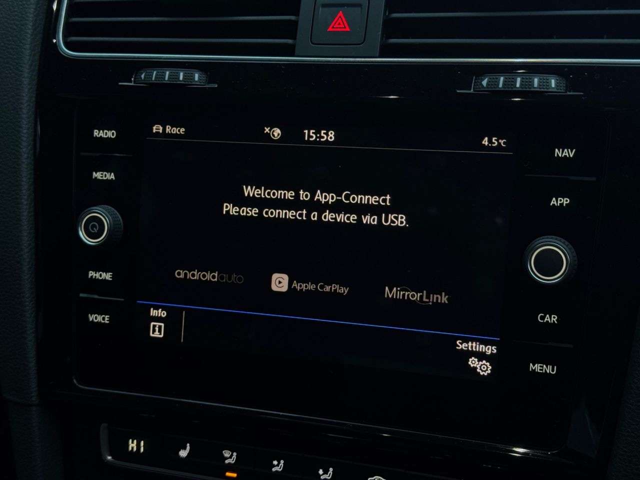 2019 VOLKSWAGEN GOLF 2019 VOLKSWAGEN GOLF