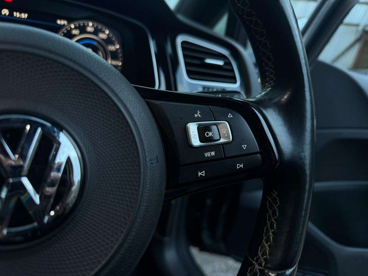 2019 VOLKSWAGEN GOLF 2019 VOLKSWAGEN GOLF