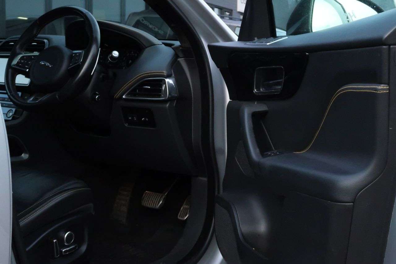 2020 JAGUAR F-PACE 2020 JAGUAR F-PACE