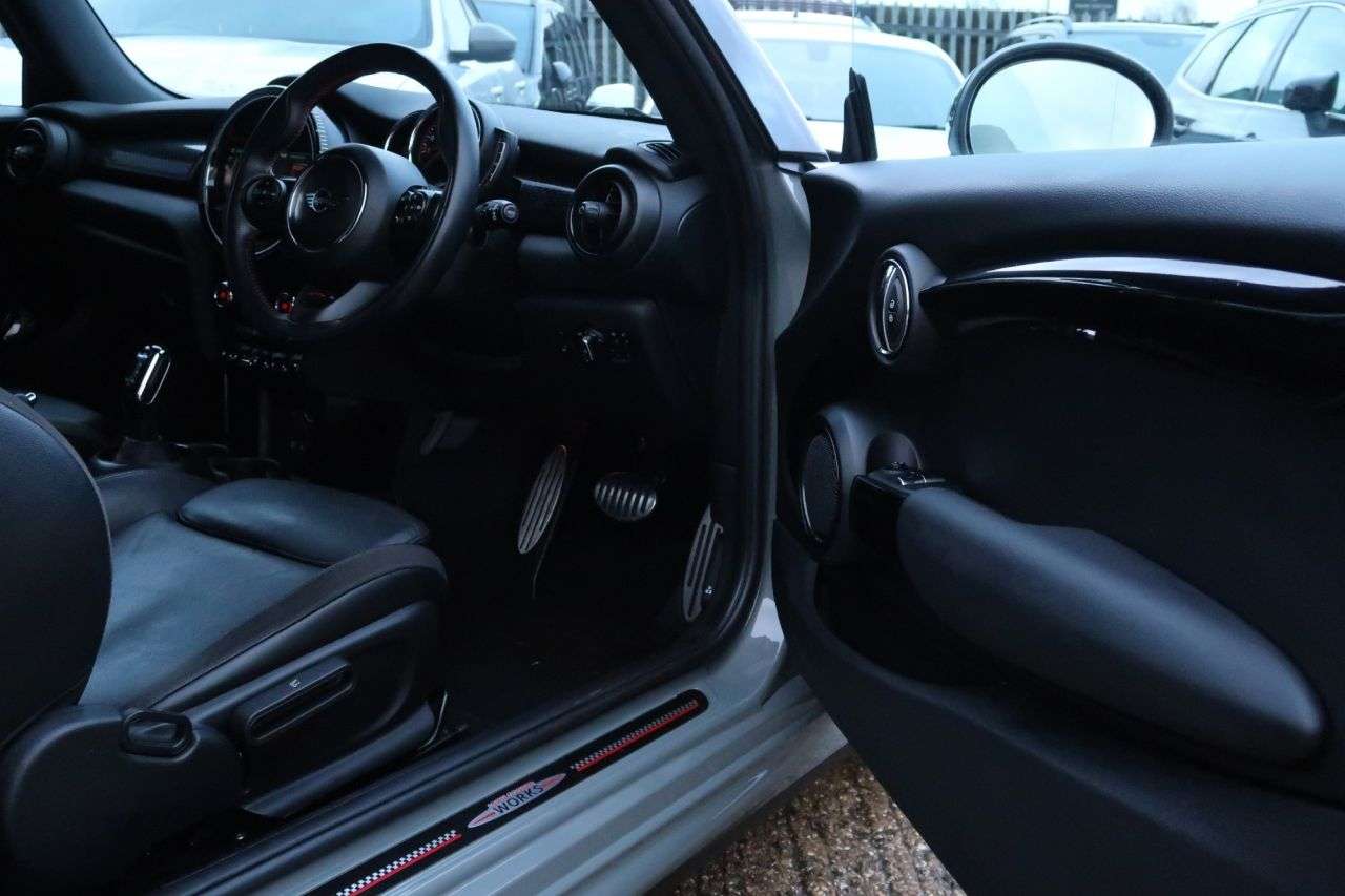 2018 MINI HATCH 2018 MINI HATCH