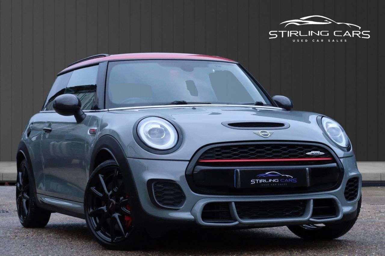 A 2018 MINI HATCH 2.0 John Cooper Works Hatchback 3dr Petrol Auto Euro 6 (s/s) (231 ps) FINAN A 2018 MINI HATCH 2.0 John Cooper Works Hatchback 3dr Petrol Auto Euro 6 (s/s) (231 ps) FINAN