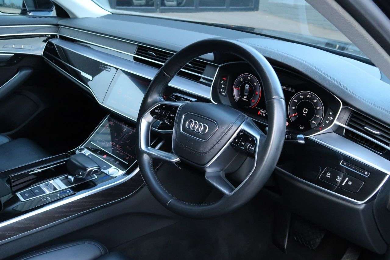 2018 AUDI A8 2018 AUDI A8