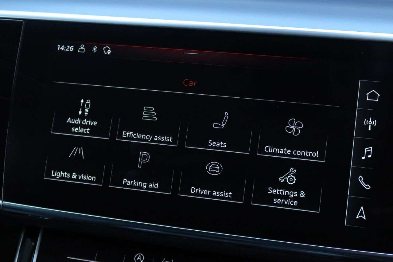 2018 AUDI A8 2018 AUDI A8