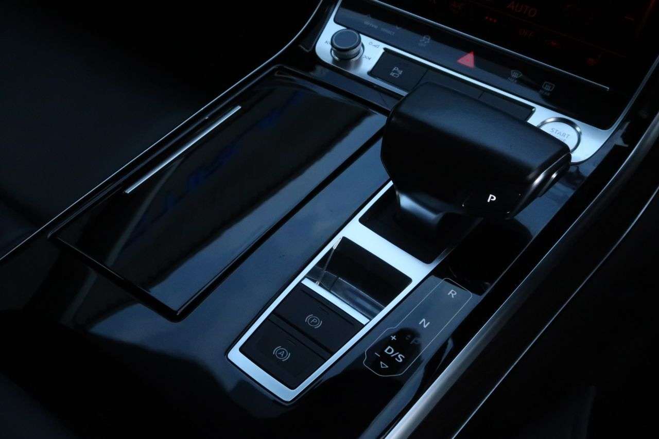 2018 AUDI A8 2018 AUDI A8