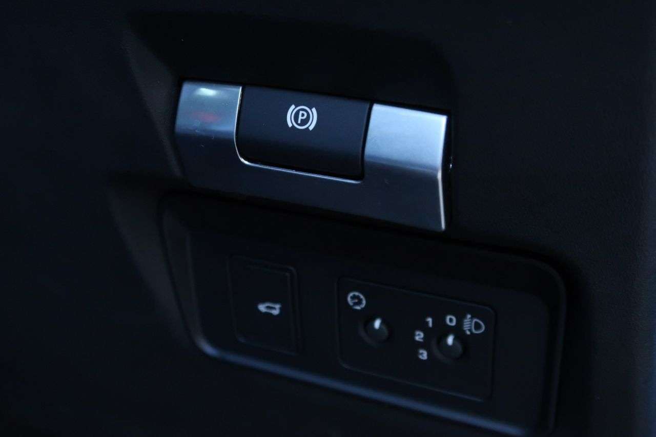 2020 LAND ROVER RANGE ROVER EVOQUE 2020 LAND ROVER RANGE ROVER EVOQUE