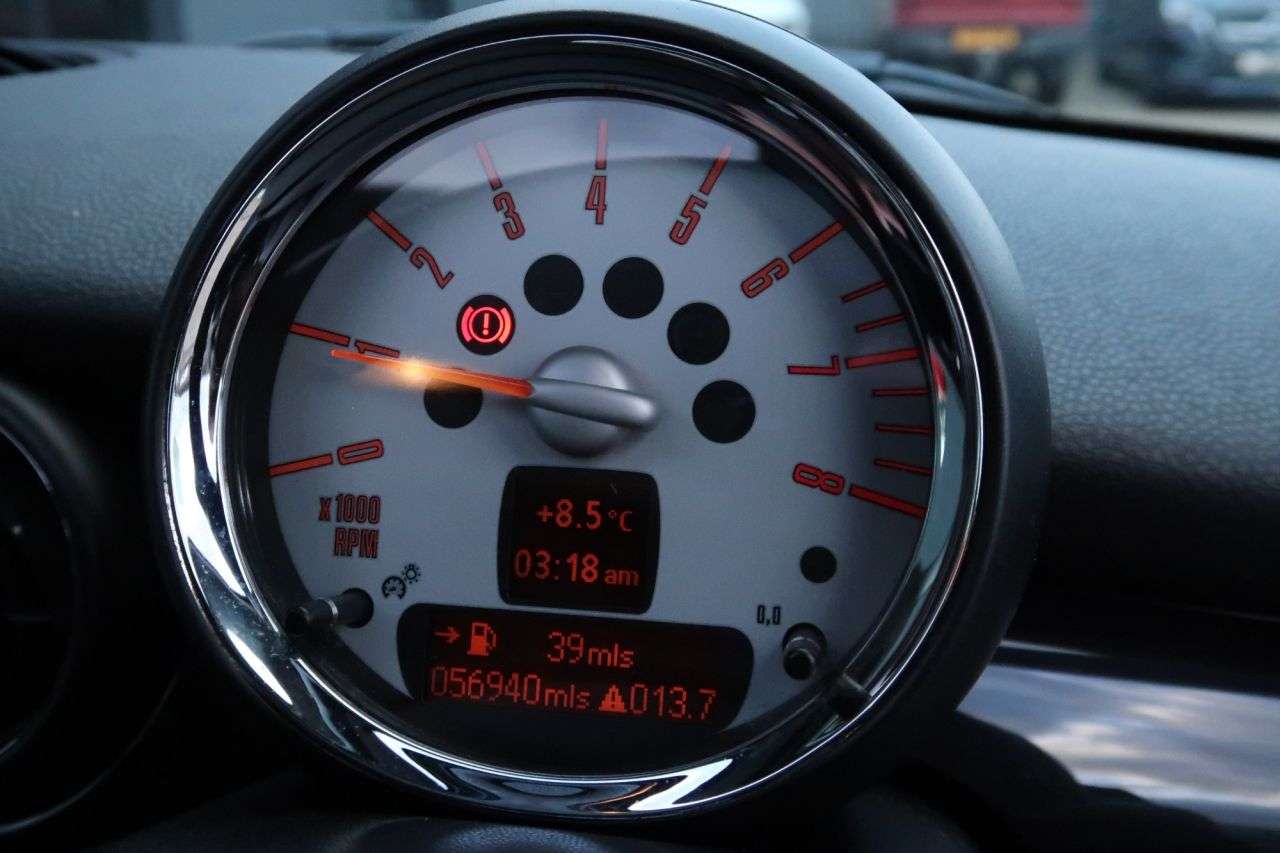 2009 MINI CLUBMAN 2009 MINI CLUBMAN