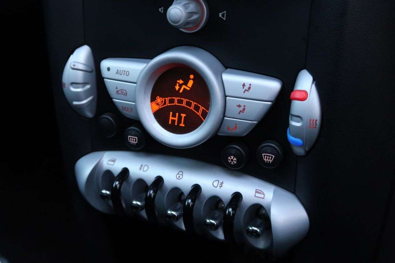 2009 MINI CLUBMAN 2009 MINI CLUBMAN