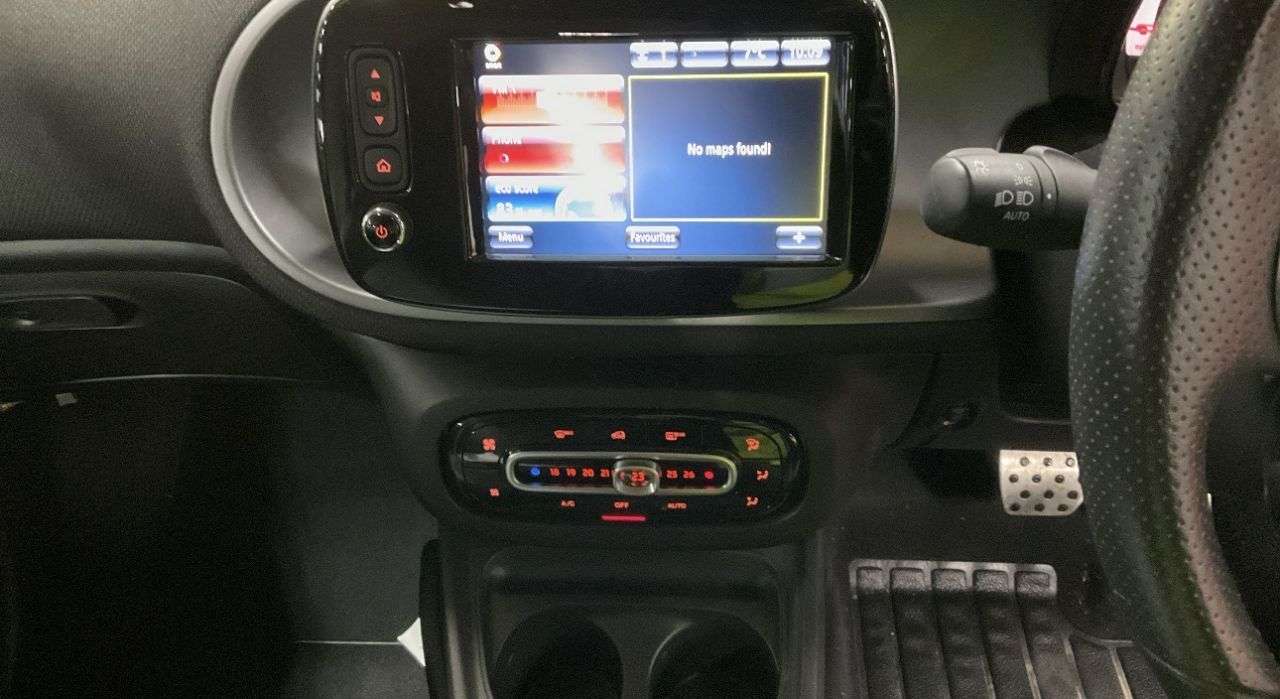 A 2018 SMART FORTWO 0.9T Edition Blue Coupe 2dr Petrol Twinamic Euro 6 (s/s) (90 ps) FINANCE+WA A 2018 SMART FORTWO 0.9T Edition Blue Coupe 2dr Petrol Twinamic Euro 6 (s/s) (90 ps) FINANCE+WA