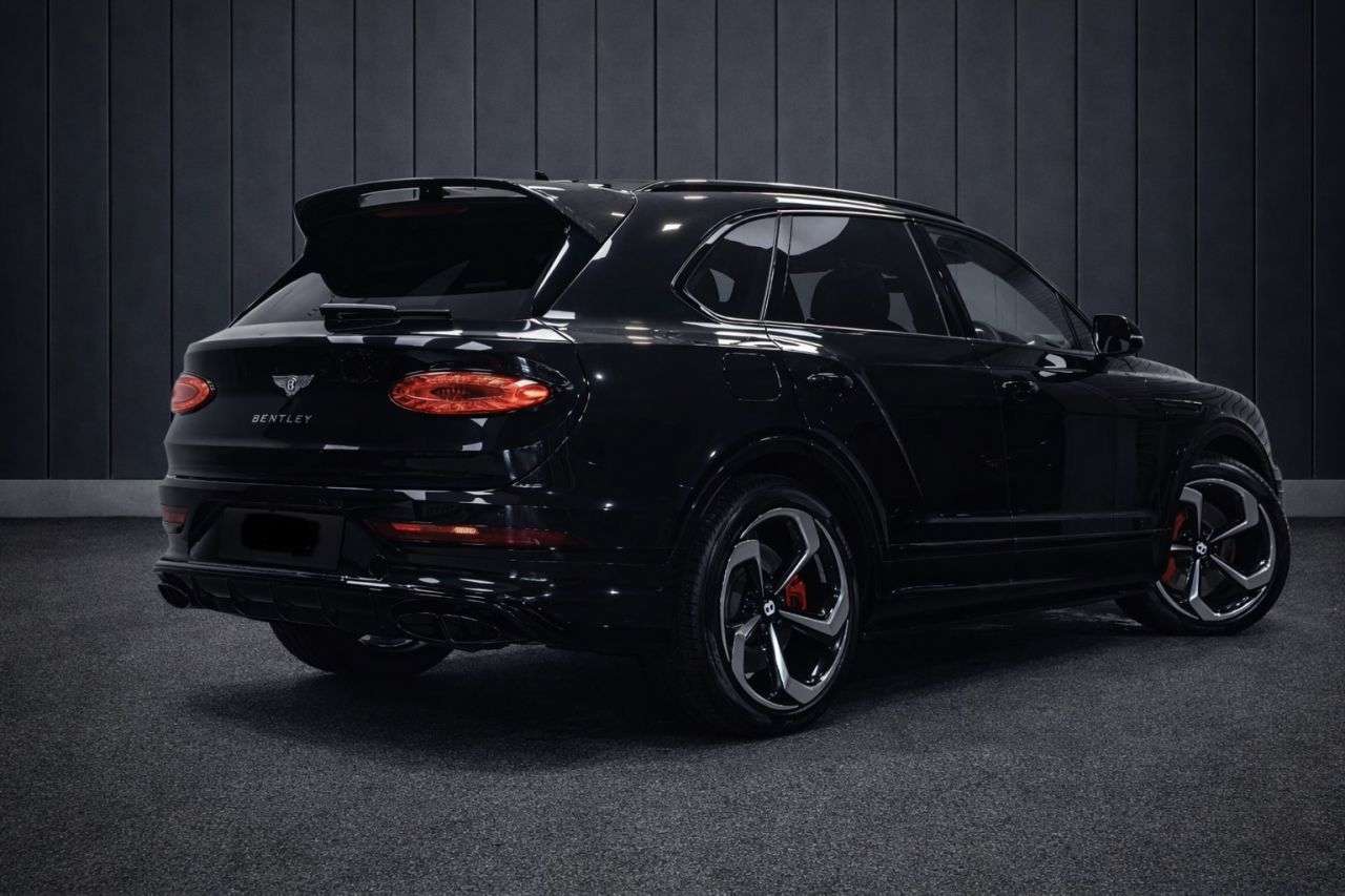 A 2021 BENTLEY BENTAYGA 4.0 V8 SUV 5dr Petrol Auto 4WD Euro 6 (s/s) (550 ps) FINANCE+WARRANTY+SERVI A 2021 BENTLEY BENTAYGA 4.0 V8 SUV 5dr Petrol Auto 4WD Euro 6 (s/s) (550 ps) FINANCE+WARRANTY+SERVI