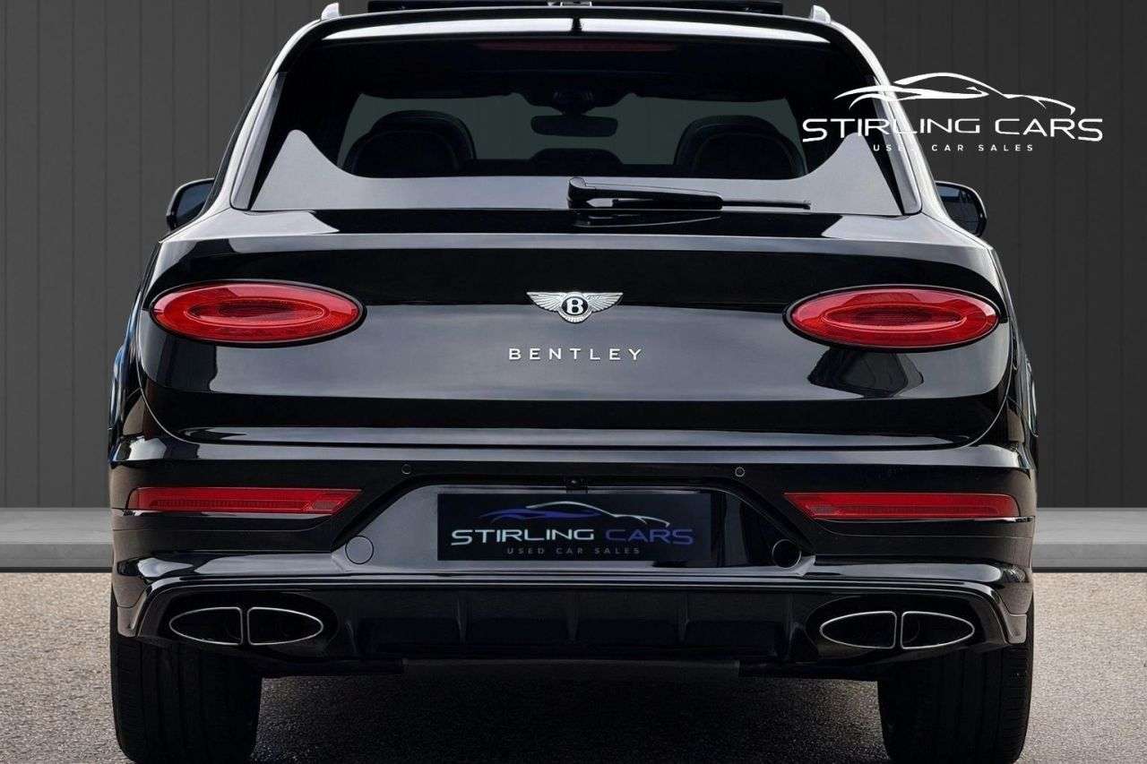 A 2021 BENTLEY BENTAYGA 4.0 V8 SUV 5dr Petrol Auto 4WD Euro 6 (s/s) (550 ps) FINANCE+WARRANTY+SERVI A 2021 BENTLEY BENTAYGA 4.0 V8 SUV 5dr Petrol Auto 4WD Euro 6 (s/s) (550 ps) FINANCE+WARRANTY+SERVI