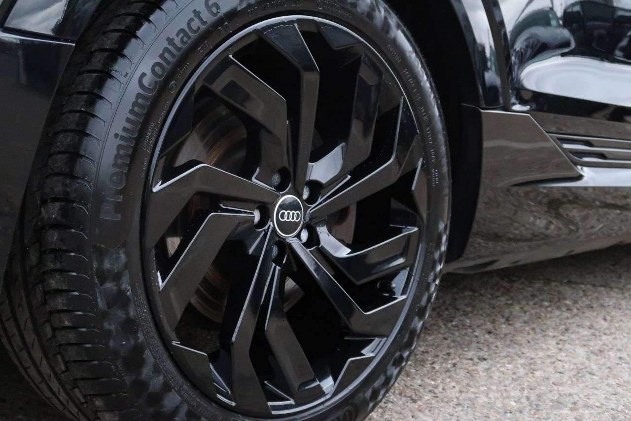 2021 AUDI E-TRON 2021 AUDI E-TRON