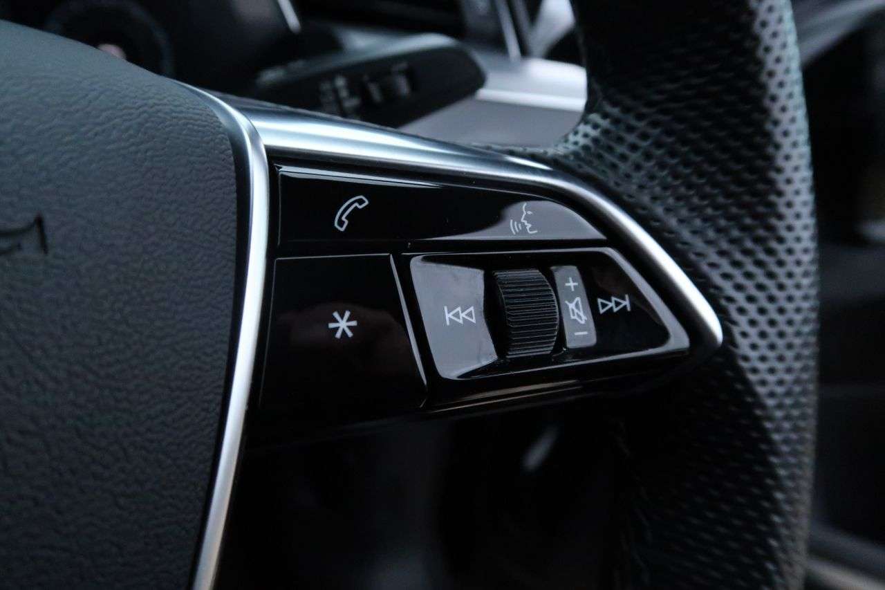 2021 AUDI E-TRON 2021 AUDI E-TRON