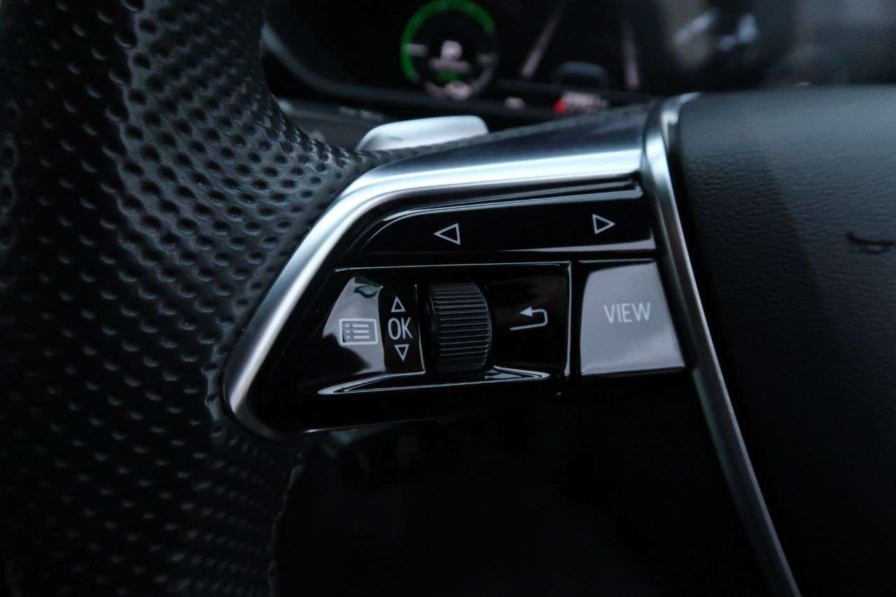 2021 AUDI E-TRON 2021 AUDI E-TRON