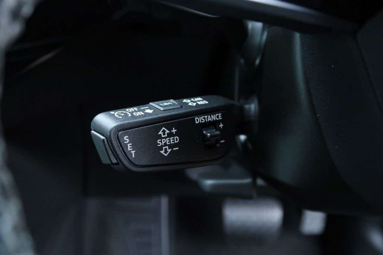 2021 AUDI E-TRON 2021 AUDI E-TRON