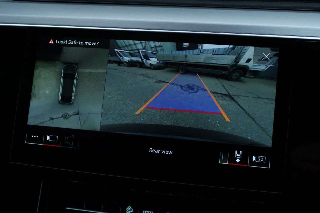 2021 AUDI E-TRON 2021 AUDI E-TRON