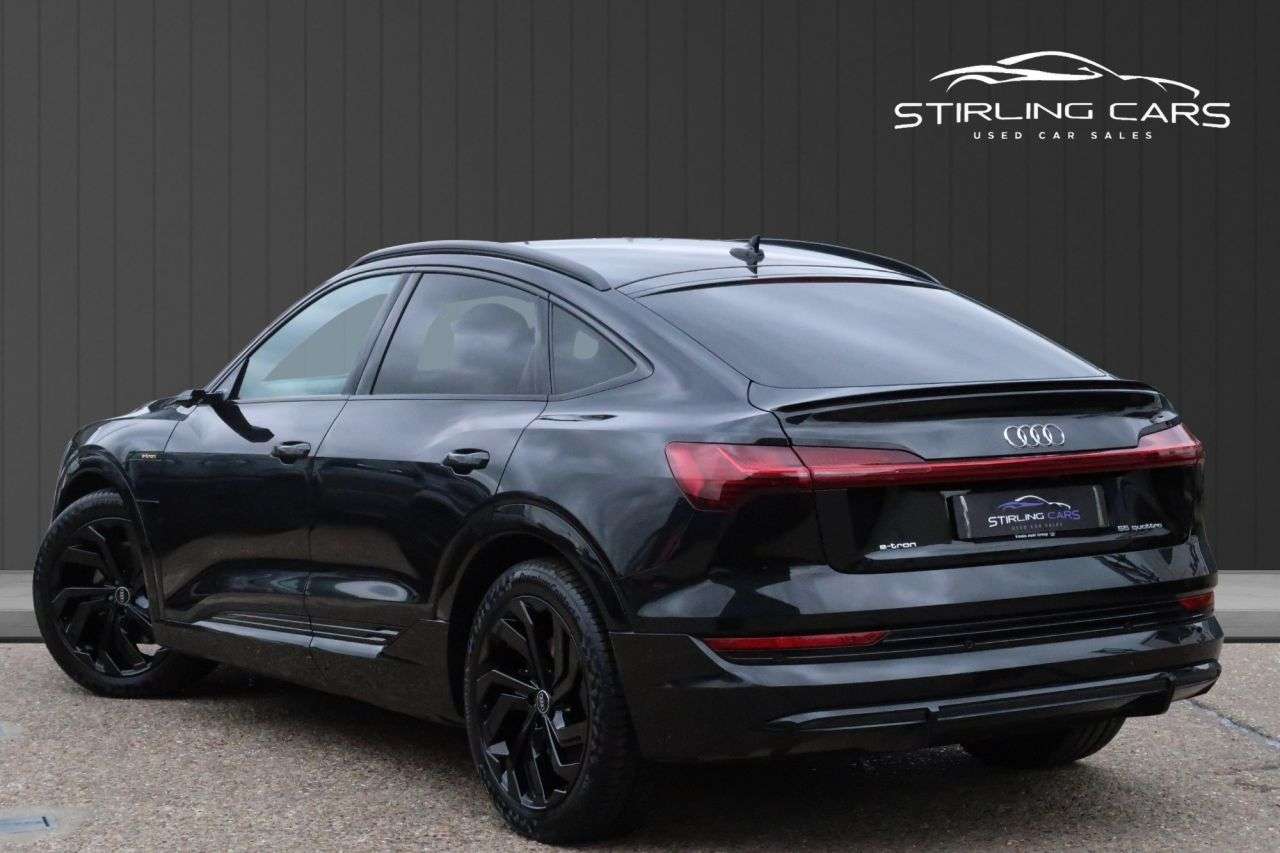 2021 AUDI E-TRON 2021 AUDI E-TRON