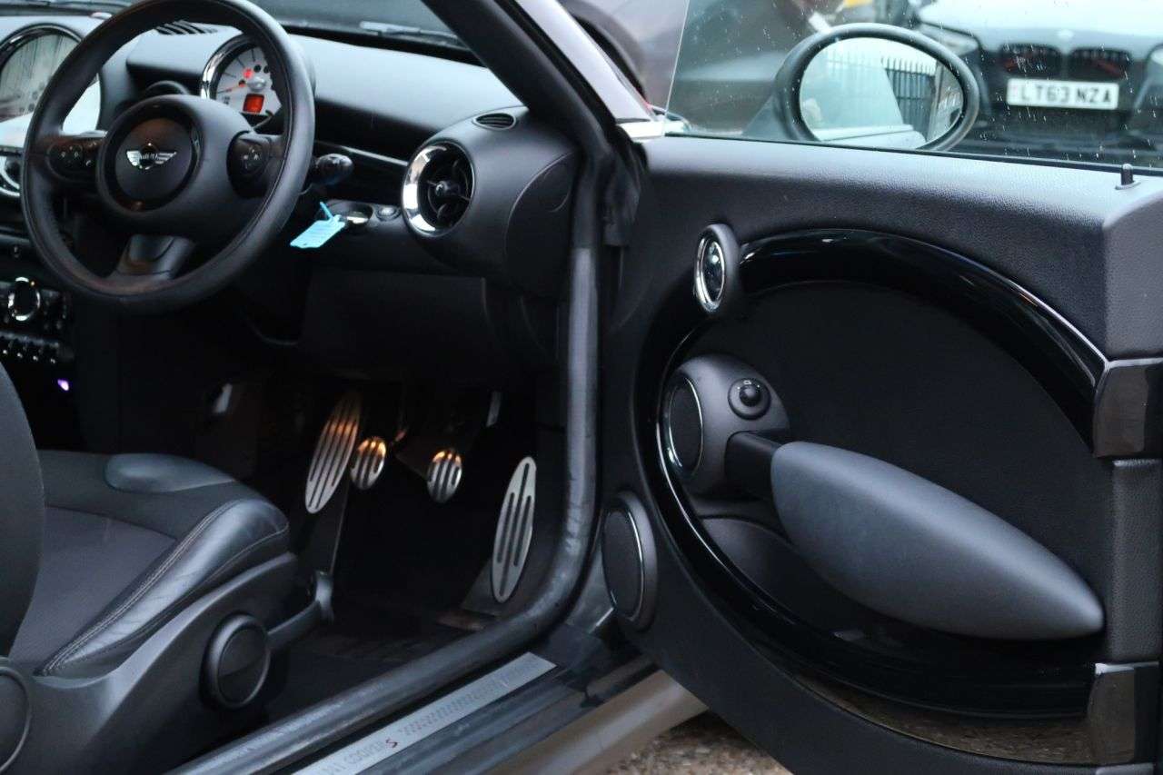 2013 MINI COUPE 2013 MINI COUPE