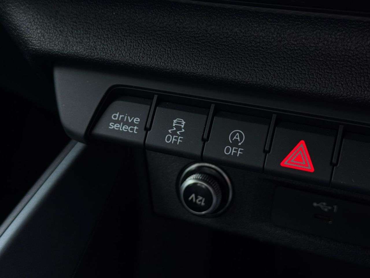 2022 AUDI A1 2022 AUDI A1