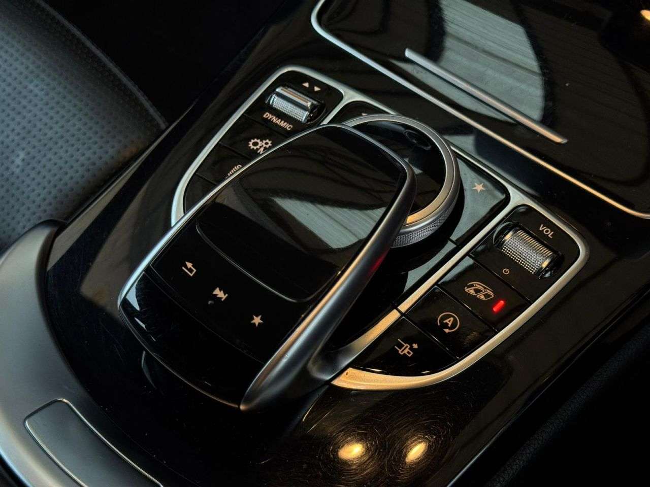 0 MERCEDES-BENZ C-CLASS 0 MERCEDES-BENZ C-CLASS