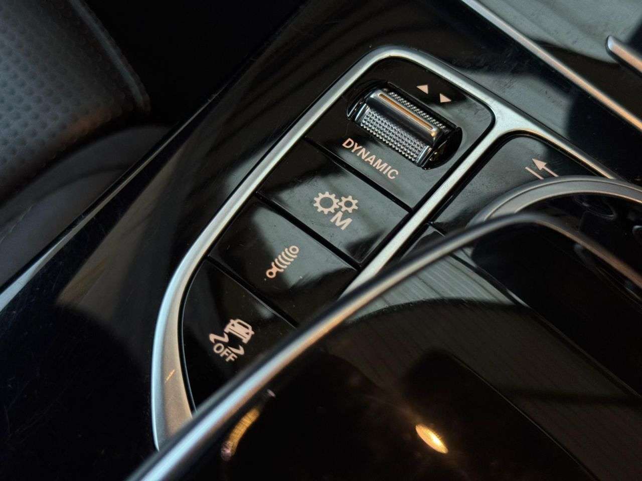 0 MERCEDES-BENZ C-CLASS 0 MERCEDES-BENZ C-CLASS