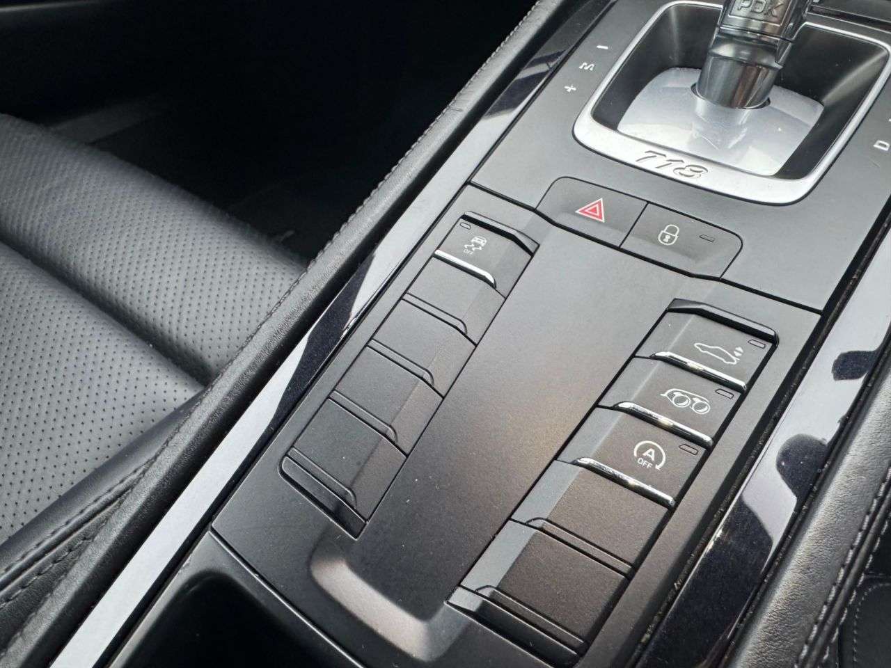 2018 PORSCHE 718 CAYMAN 2018 PORSCHE 718 CAYMAN