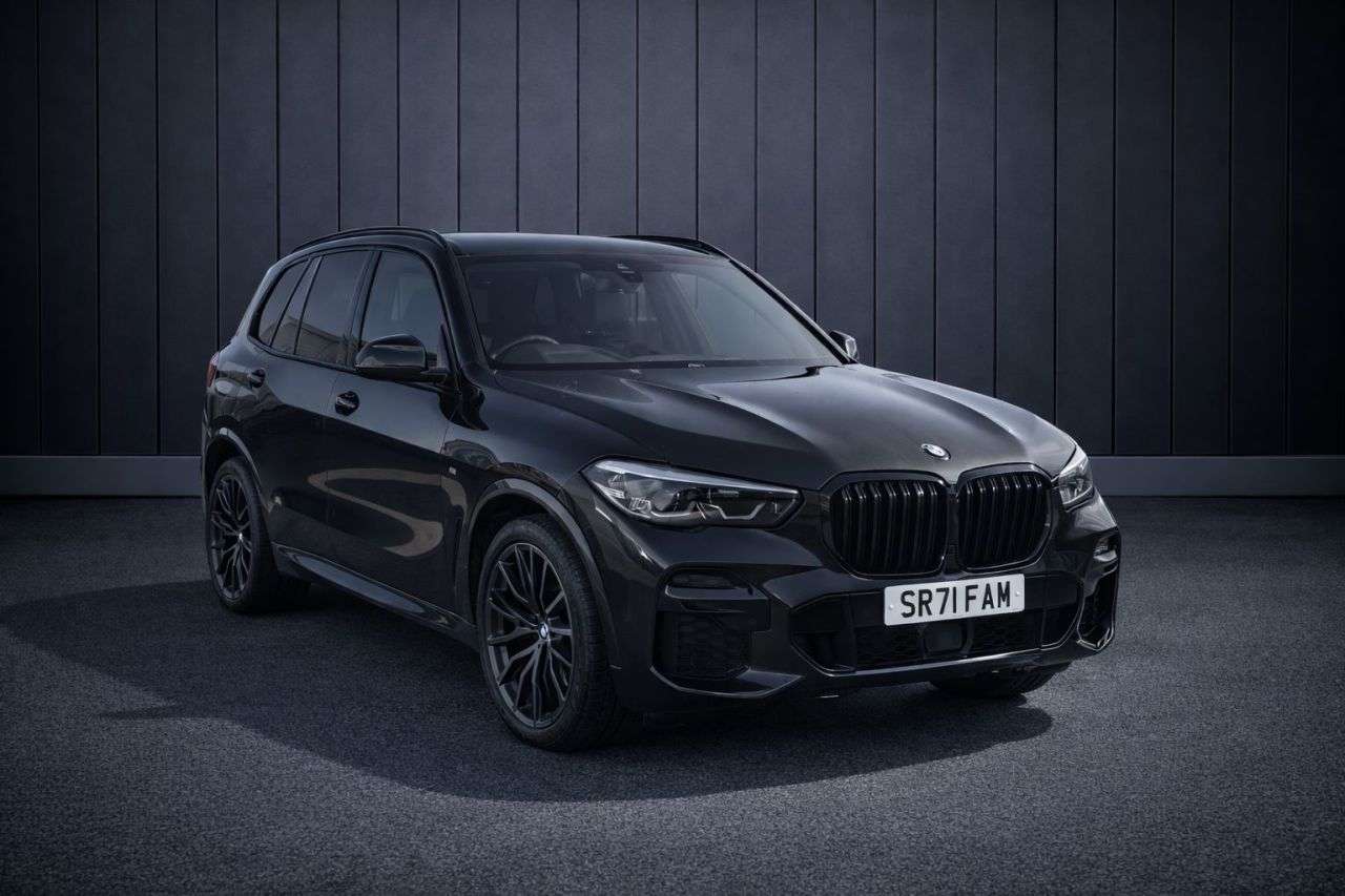 A 0 BMW X5 3.0 40d MHT M Sport SUV 5dr Diesel Hybrid Auto xDrive Euro 6 (s/s) (340 ps) A 0 BMW X5 3.0 40d MHT M Sport SUV 5dr Diesel Hybrid Auto xDrive Euro 6 (s/s) (340 ps)