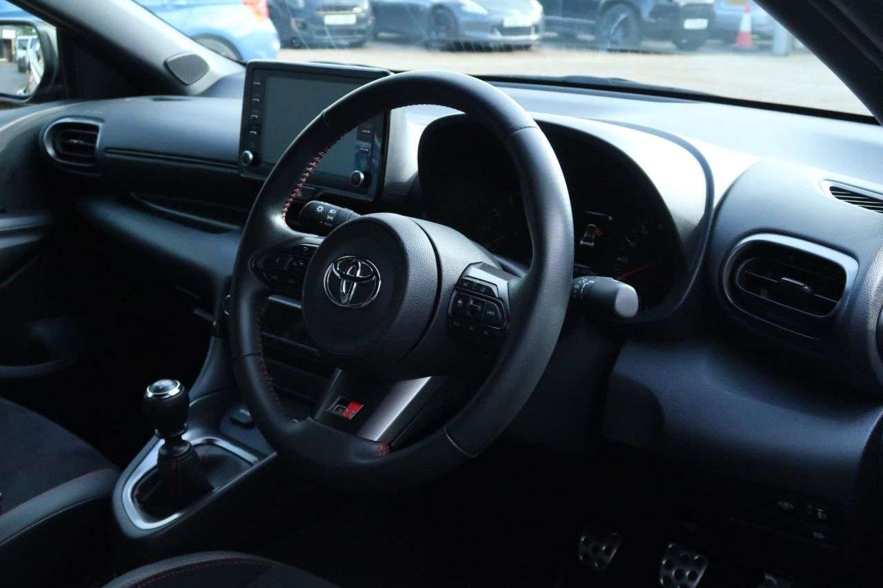 2020 TOYOTA YARIS 2020 TOYOTA YARIS