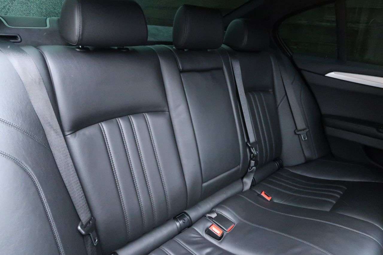 2016 BMW M5 2016 BMW M5