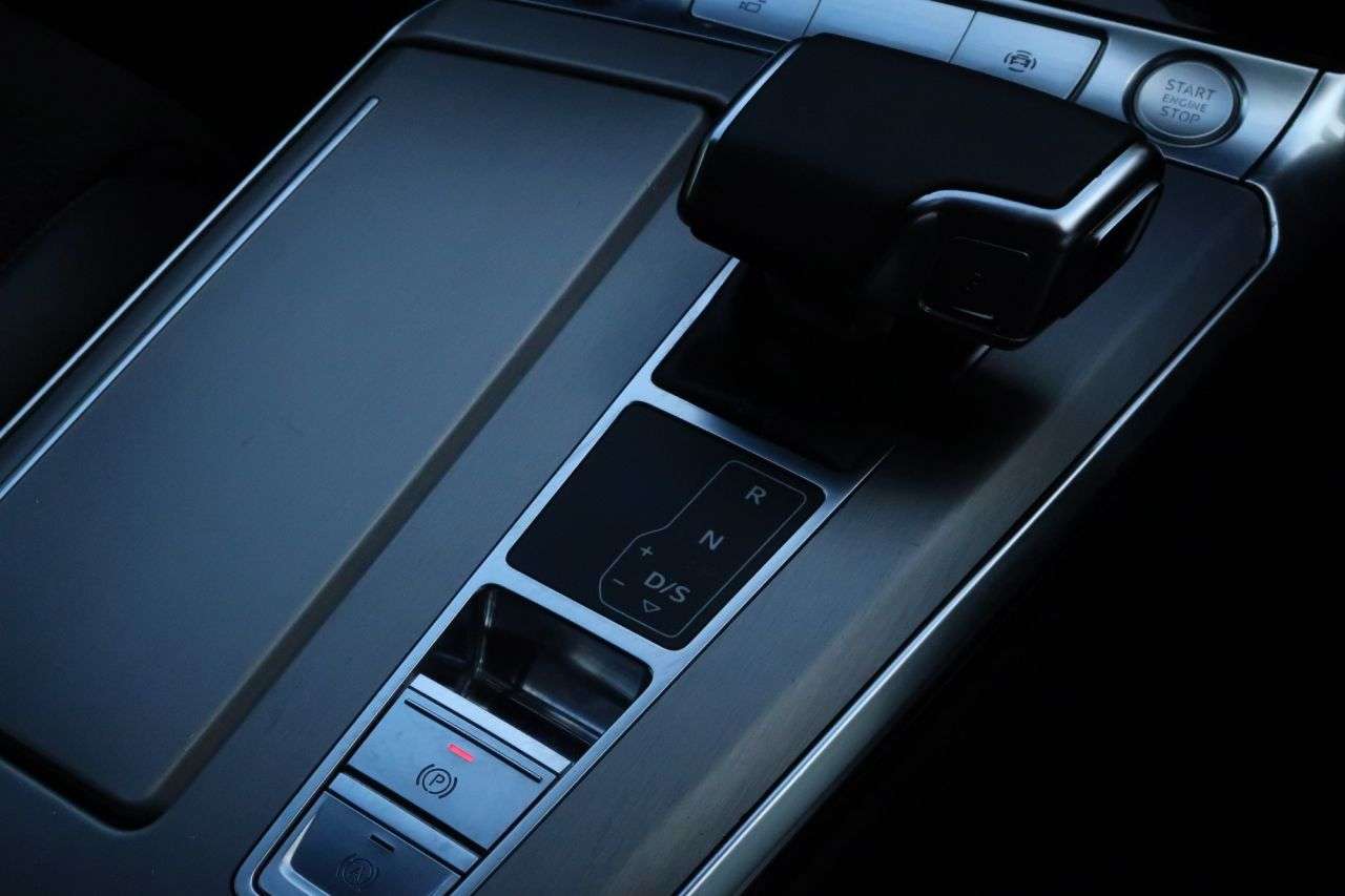 2020 AUDI A7 2020 AUDI A7