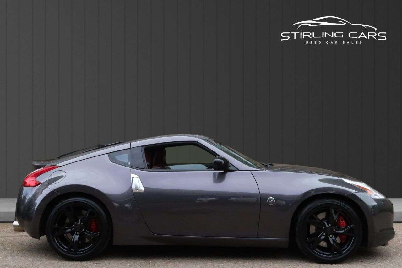 A 2010 NISSAN 370 Z 3.7 V6 Black Edition Coupe 3dr Petrol Auto Euro 5 (328 ps) FINANCE+WARRANTY A 2010 NISSAN 370 Z 3.7 V6 Black Edition Coupe 3dr Petrol Auto Euro 5 (328 ps) FINANCE+WARRANTY