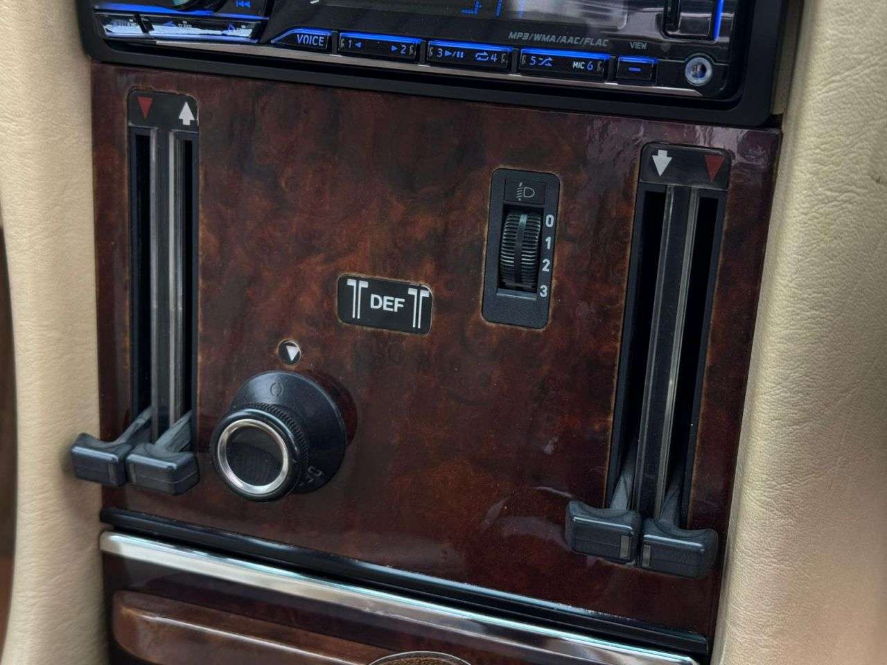 0 MERCEDES-BENZ SL 0 MERCEDES-BENZ SL