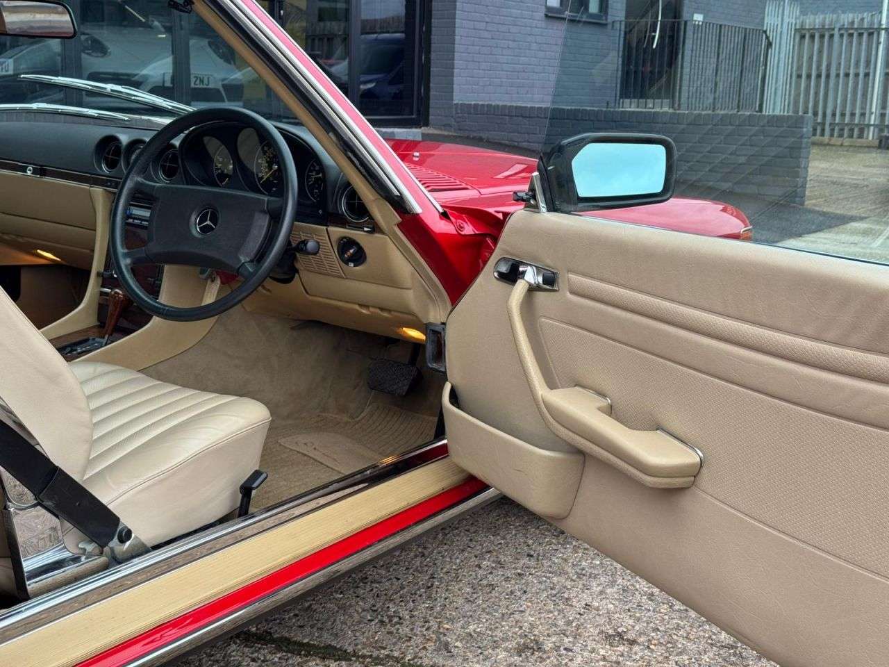 0 MERCEDES-BENZ SL 0 MERCEDES-BENZ SL