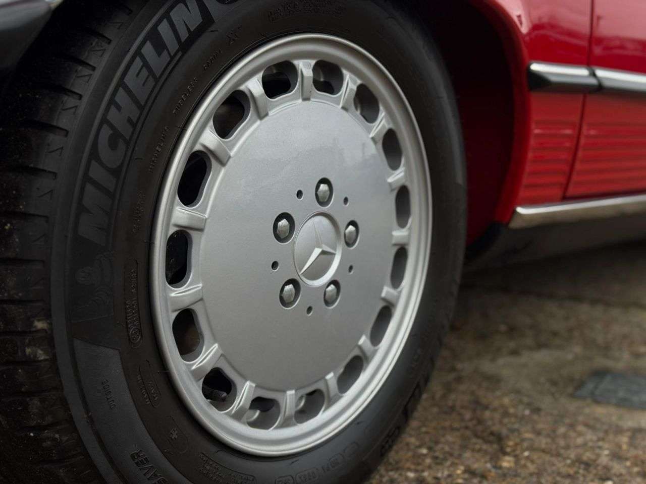 0 MERCEDES-BENZ SL 0 MERCEDES-BENZ SL