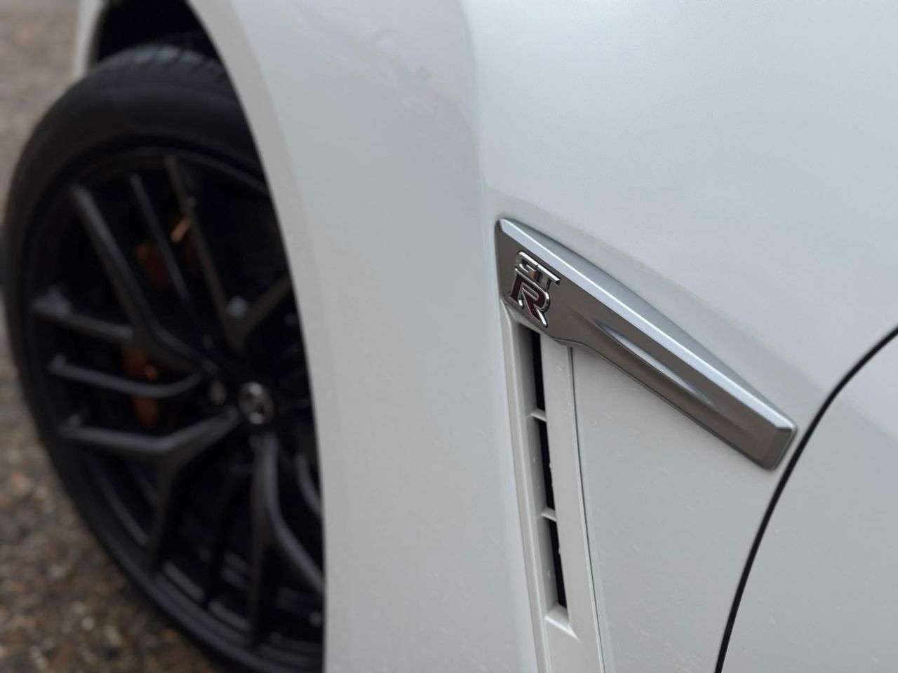 2018 NISSAN GT-R 2018 NISSAN GT-R