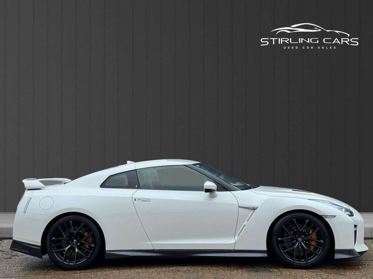 A 2018 NISSAN GT-R 3.8 V6 Recaro Coupe 2dr Petrol Auto 4WD Euro 6 (570 ps) FINANCE+WARRANTY+SE A 2018 NISSAN GT-R 3.8 V6 Recaro Coupe 2dr Petrol Auto 4WD Euro 6 (570 ps) FINANCE+WARRANTY+SE